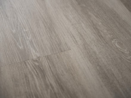 SPC QUARTZWOOD Q-13 Дуб Квинс водостойкий ламинат Кварцвуд 