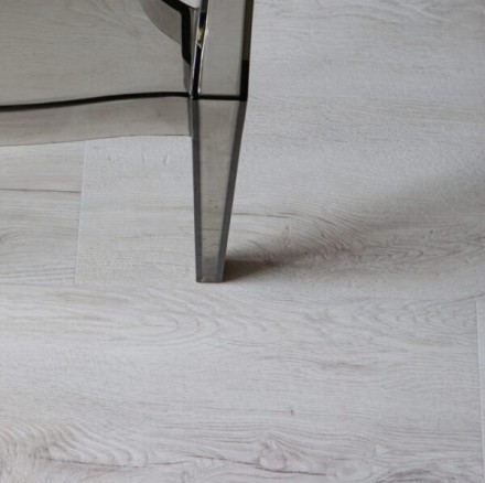 Vinilam Corc Premium 33202 Дуб Аликанте кварцвиниловый ламинат Винилам Корк Премиум