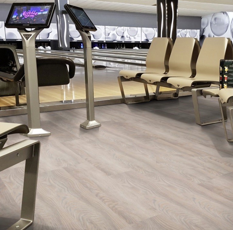 40215 INTENSE 40215 P Creme Rustic Oak виниловая плитка Интенс крем рустик оак